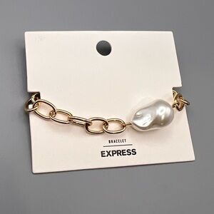 Express Gold Chain Bracelet with Baroque Pearl